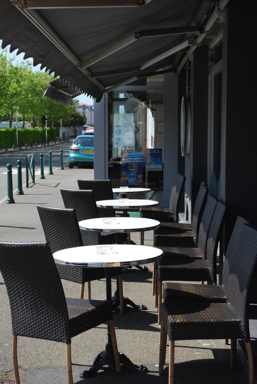 Cit'Hotel Le Chene Vert Les Sables-dʼOlonne Exterior foto