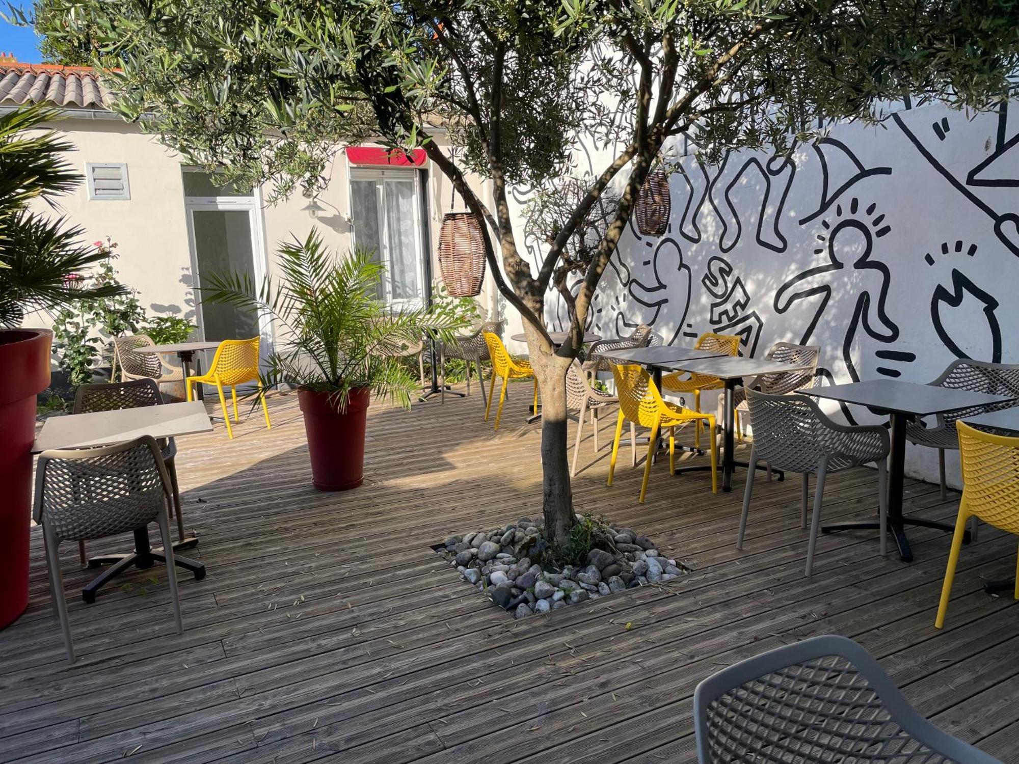 Cit'Hotel Le Chene Vert Les Sables-dʼOlonne Exterior foto